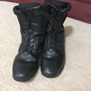 Magnum Waterproof Boots